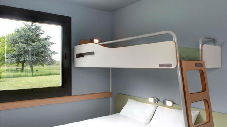 Ibis Budget Montceau Les Mines Room