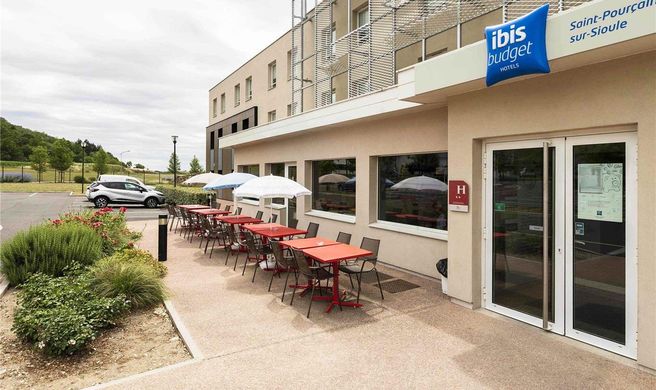 Ibis Budget Saint Pourcain Exterior