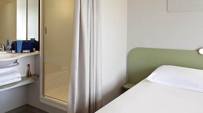 <b>Ibis Budget Saint Pourcain Room</b>. Images powered by <a href="https://iceportal.shijigroup.com/" title="IcePortal" target="_blank">IcePortal</a>.