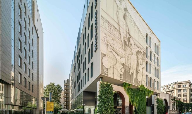 Mercure Bucharest City Center Exterior
