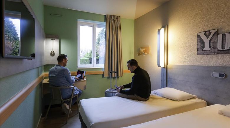 <b>Ibis Budget Albertville Room</b>. Images powered by <a href="https://iceportal.shijigroup.com/" title="IcePortal" target="_blank">IcePortal</a>.