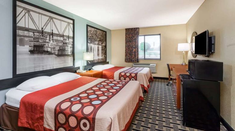 <b>Super 8 Eddyville Room</b>. Images powered by <a href="https://iceportal.shijigroup.com/" title="IcePortal" target="_blank">IcePortal</a>.