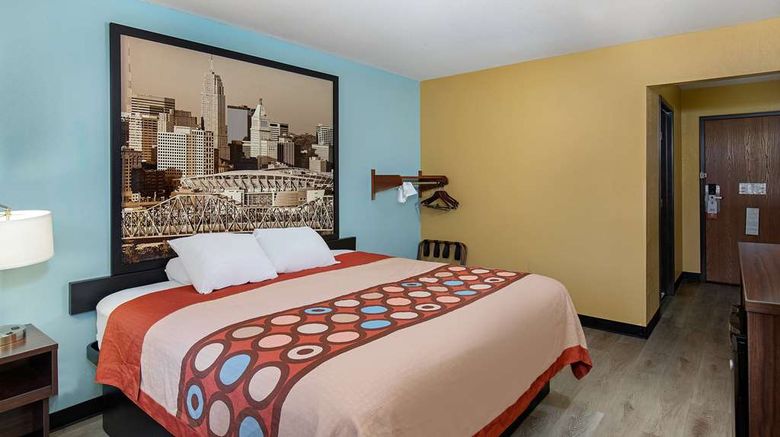 <b>Super 8 Eddyville Room</b>. Images powered by <a href="https://iceportal.shijigroup.com/" title="IcePortal" target="_blank">IcePortal</a>.