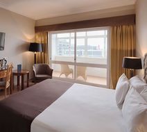 Golden Tulip Porto Gaia Room