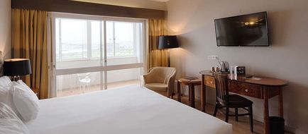 Golden Tulip Porto Gaia Room