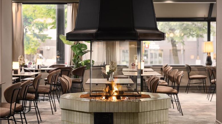 <b>Scandic Sunnfjord Hotel & Spa Restaurant</b>. Images powered by <a href="https://iceportal.shijigroup.com/" title="IcePortal" target="_blank">IcePortal</a>.