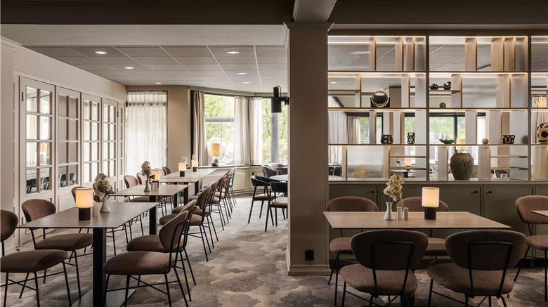<b>Scandic Sunnfjord Hotel & Spa Restaurant</b>. Images powered by <a href="https://iceportal.shijigroup.com/" title="IcePortal" target="_blank">IcePortal</a>.