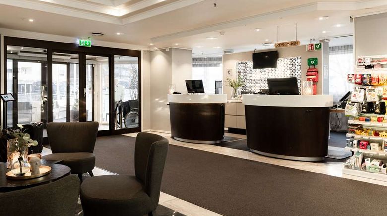 <b>Scandic Kristiansund Lobby</b>. Images powered by <a href="https://iceportal.shijigroup.com/" title="IcePortal" target="_blank">IcePortal</a>.