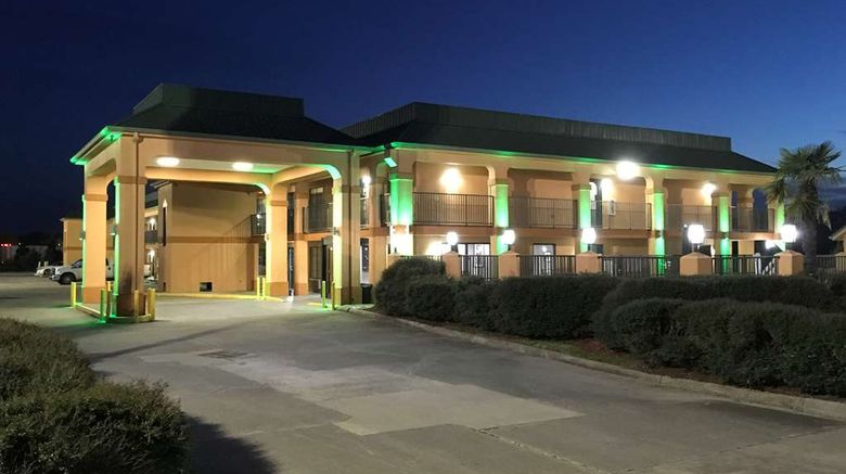 <b>Americas Best Value Inn, Denham Springs Exterior</b>. Images powered by <a href="https://iceportal.shijigroup.com/" title="IcePortal" target="_blank">IcePortal</a>.