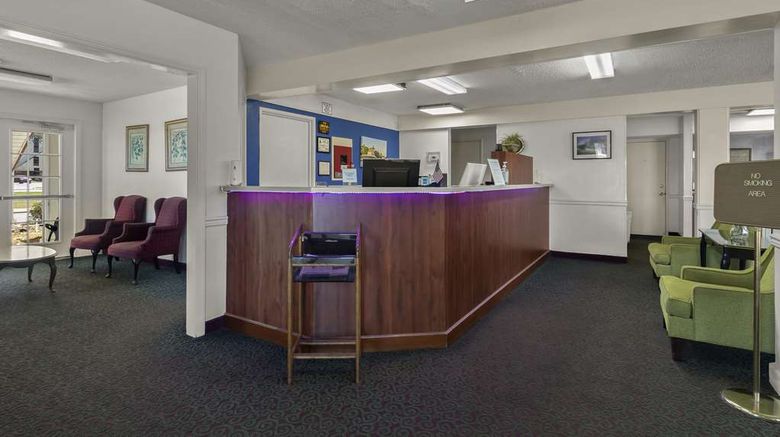 <b>Americas Best Value Inn, Edenton Lobby</b>. Images powered by <a href="https://iceportal.shijigroup.com/" title="IcePortal" target="_blank">IcePortal</a>.