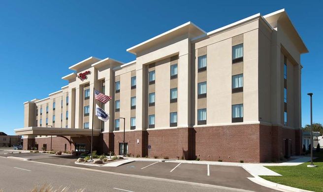 Hampton Inn Kalamazoo Exterior