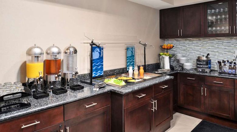 <b>Homewood Suites Columbia/Laurel Restaurant</b>. Images powered by <a href="https://iceportal.shijigroup.com/" title="IcePortal" target="_blank">IcePortal</a>.