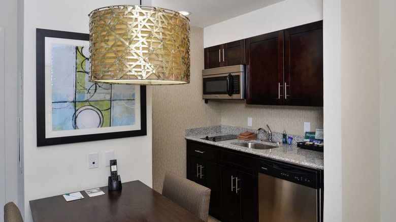 <b>Homewood Suites Columbia/Laurel Room</b>. Images powered by <a href="https://iceportal.shijigroup.com/" title="IcePortal" target="_blank">IcePortal</a>.