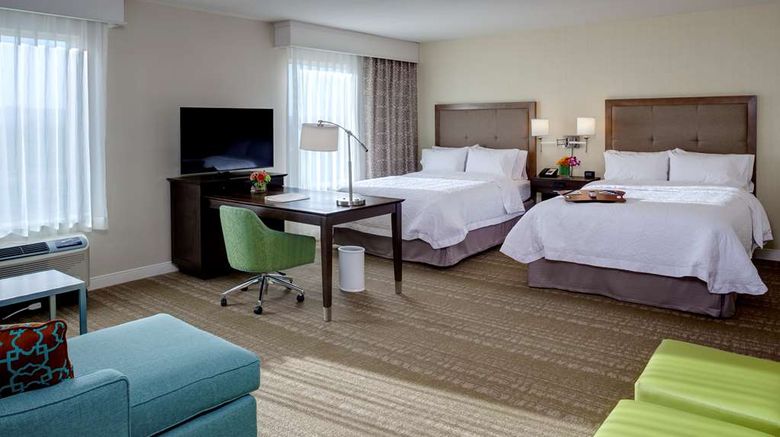 <b>Hampton Inn & Suites, Blythe Room</b>. Images powered by <a href="https://iceportal.shijigroup.com/" title="IcePortal" target="_blank">IcePortal</a>.