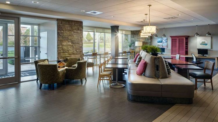 Home2 Suites by Hilton Bellingham Airpt Lobby
