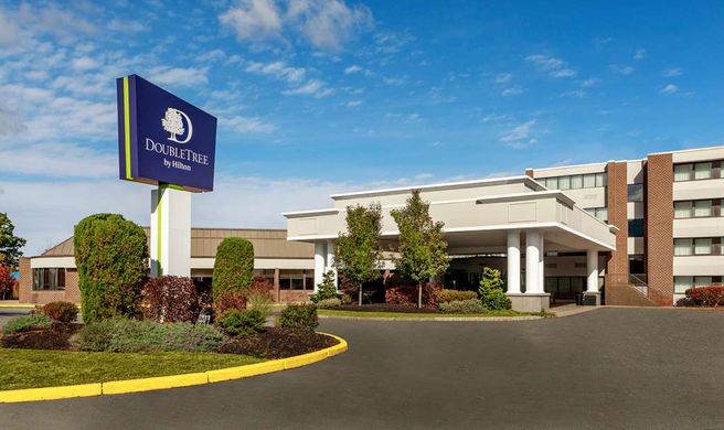 Doubletree Hotel Boston/Westborough Exterior
