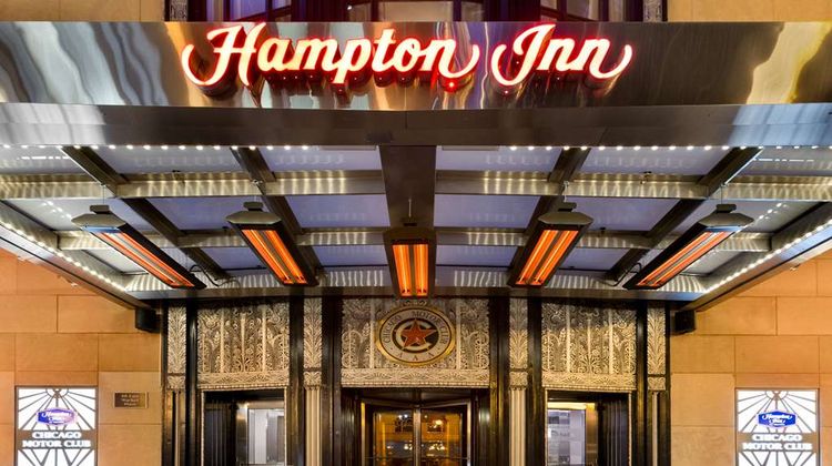 Hampton Inn Chicago Downtown/N Loop Exterior