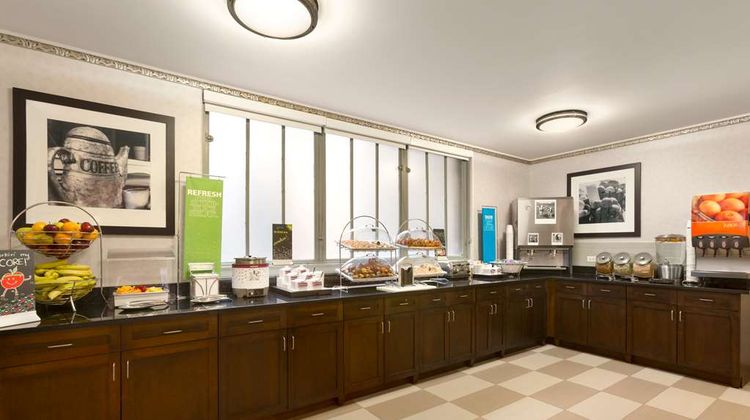 Hampton Inn Chicago Downtown/N Loop Restaurant