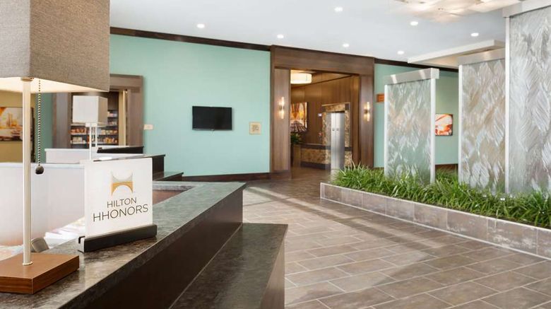 <b>Embassy Suites Chicago/Naperville Lobby</b>. Images powered by <a href="https://iceportal.shijigroup.com/" title="IcePortal" target="_blank">IcePortal</a>.