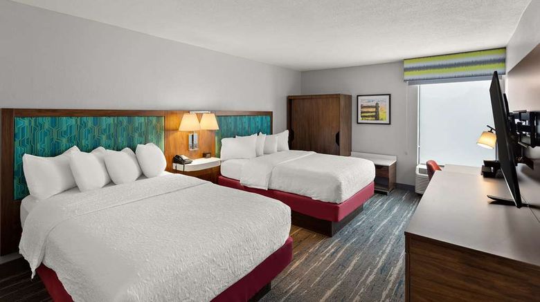 <b>Hampton Inn Bridgeport-Clarksburg Room</b>. Images powered by <a href="https://iceportal.shijigroup.com/" title="IcePortal" target="_blank">IcePortal</a>.