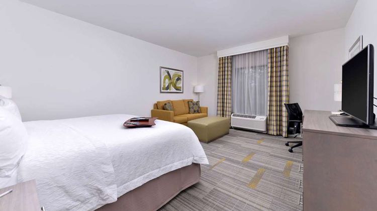 Hampton Inn & Suites Shelby Room