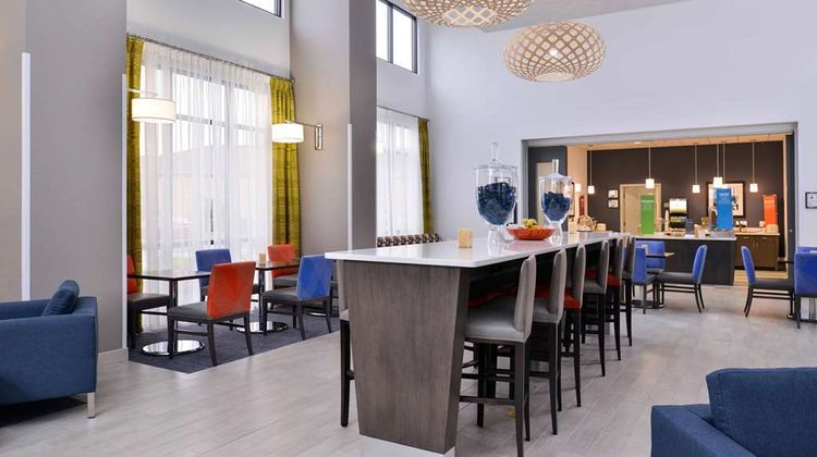 Hampton Inn & Suites Shelby Lobby
