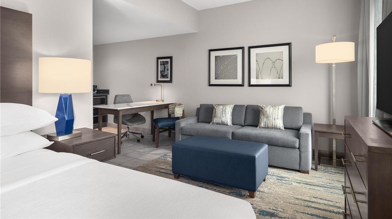<b>Embassy Suites Charlotte Ayrsley Room</b>. Images powered by <a href="https://iceportal.shijigroup.com/" title="IcePortal" target="_blank">IcePortal</a>.
