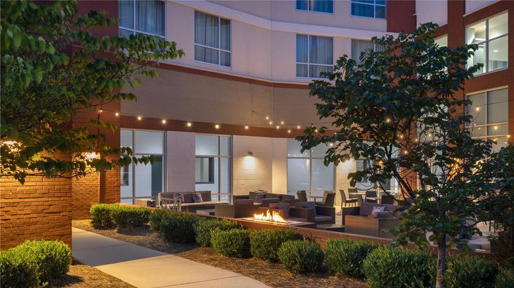 Embassy Suites Charlotte Ayrsley Exterior