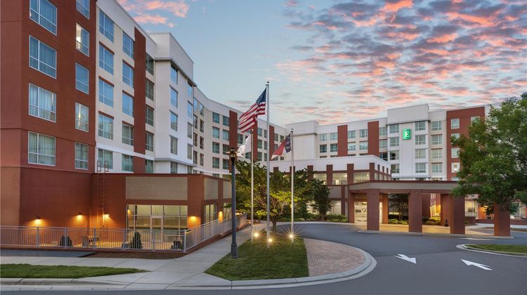 Embassy Suites Charlotte Ayrsley Exterior