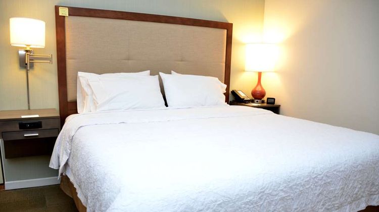 Hampton Inn & Suites Deland Room