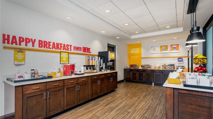 Hampton Inn & Suites Deland Restaurant