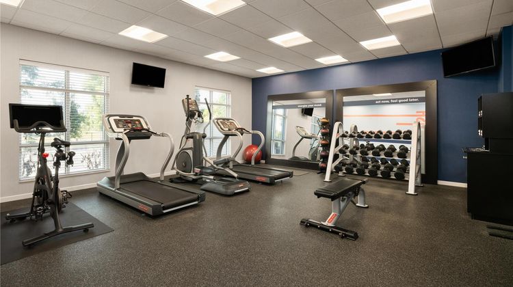 Hampton Inn & Suites Deland Health