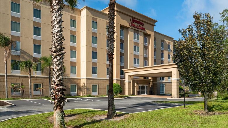 <b>Hampton Inn & Suites Deland Exterior</b>. Images powered by <a href="https://iceportal.shijigroup.com/" title="IcePortal" target="_blank">IcePortal</a>.