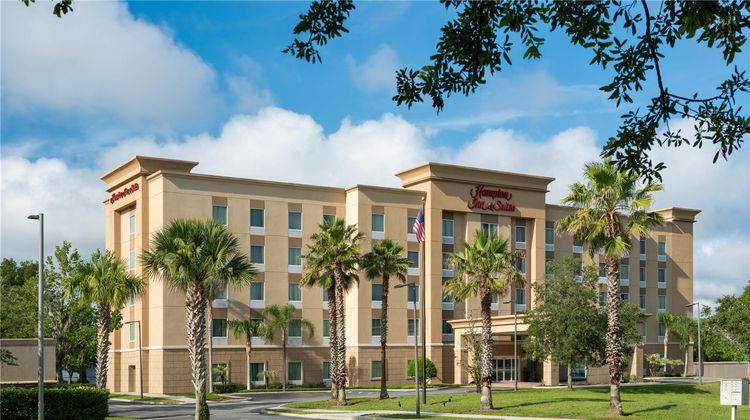 Hampton Inn & Suites Deland Exterior