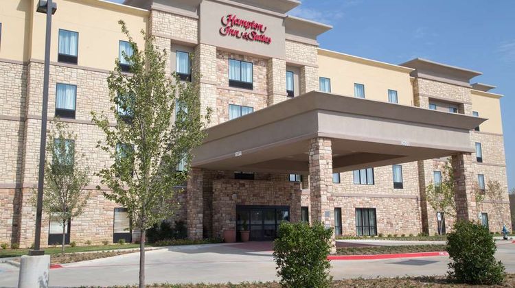 Hampton Inn & Suites McKinney Exterior