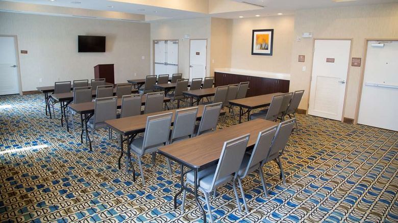 <b>Hampton Inn & Suites McKinney Meeting</b>. Images powered by <a href="https://iceportal.shijigroup.com/" title="IcePortal" target="_blank">IcePortal</a>.