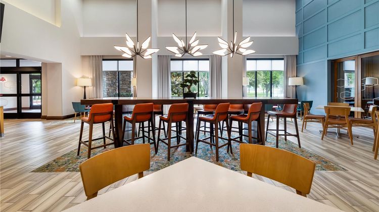 Hampton Inn & Suites Dallas/Plano-East Lobby