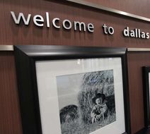 Hampton Inn & Suites-Dallas Market Ctr Lobby
