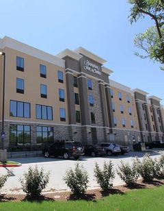 Hampton Inn & Suites-Dallas Market Ctr