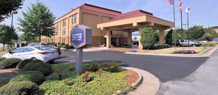 Hampton Inn Eden Exterior