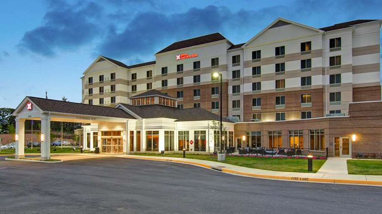 Hilton Garden Inn Woodbridge Exterior