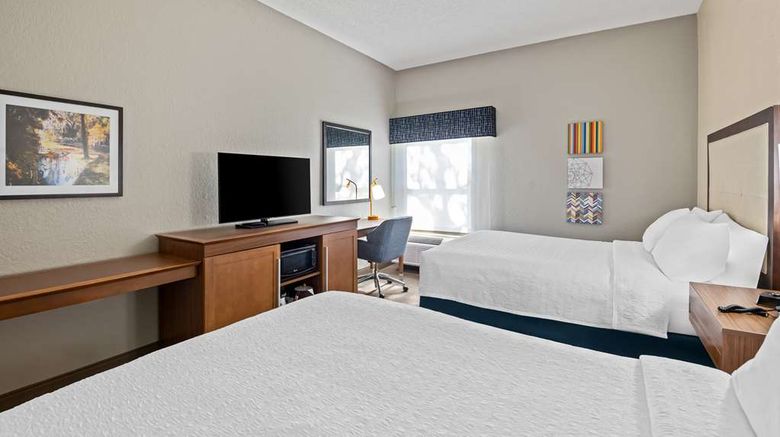 <b>Hampton Inn DeBary/Deltona Room</b>. Images powered by <a href="https://iceportal.shijigroup.com/" title="IcePortal" target="_blank">IcePortal</a>.
