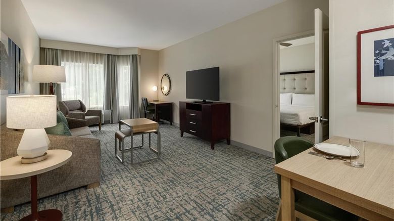 <b>Homewood Suites by Hilton Room</b>. Images powered by <a href="https://iceportal.shijigroup.com/" title="IcePortal" target="_blank">IcePortal</a>.