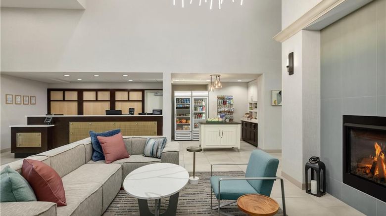 <b>Homewood Suites by Hilton Lobby</b>. Images powered by <a href="https://iceportal.shijigroup.com/" title="IcePortal" target="_blank">IcePortal</a>.