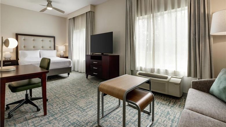<b>Homewood Suites by Hilton Room</b>. Images powered by <a href="https://iceportal.shijigroup.com/" title="IcePortal" target="_blank">IcePortal</a>.