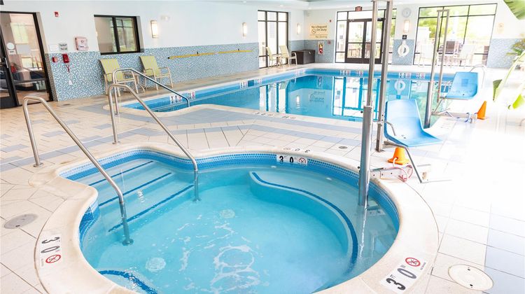 Hampton Inn & Suites Stroudsburg Bartons Pool