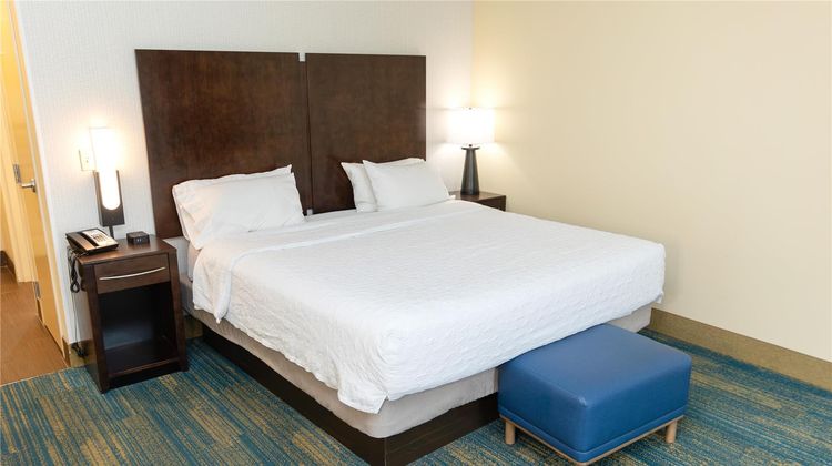 Hampton Inn & Suites Stroudsburg Bartons Room