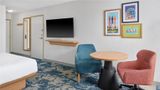 <b>Hampton Inn Ft. Lauderdale/Plantation Room</b>. Images powered by <a href="https://iceportal.shijigroup.com/" title="IcePortal" target="_blank">IcePortal</a>.