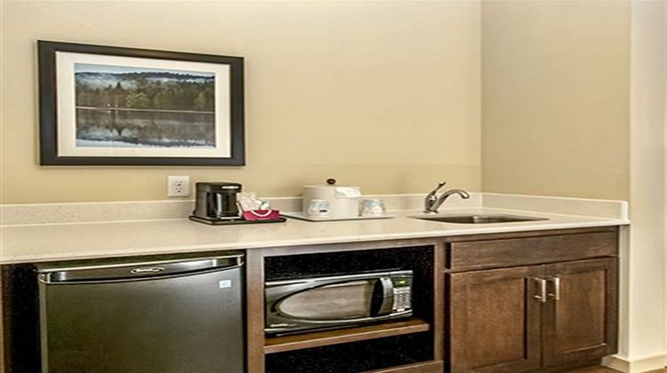 Hampton Inn, Hibbing Room