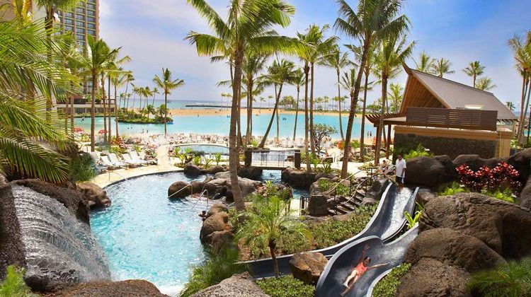 Hilton Hawaiian Village Pool